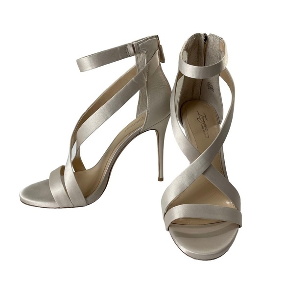 Imagine Vince Camuto Light Sand Devin Heels - Picture 4 of 10